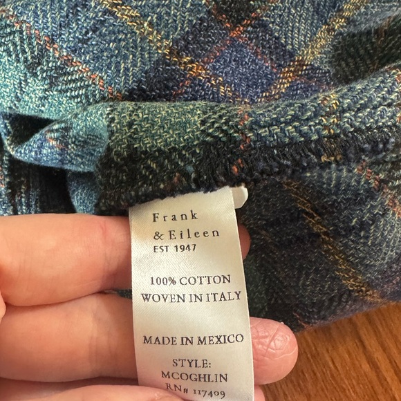 Frank & Eileen McLoghlin Utility Shirt in Textured Plaid Flannel - Picture 5 of 5